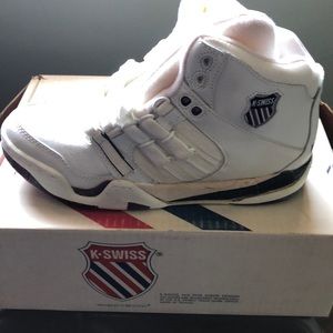 K-Swiss men’s high top sneakers.